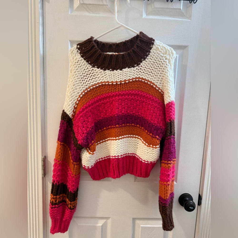 Cute Sweater size Medium